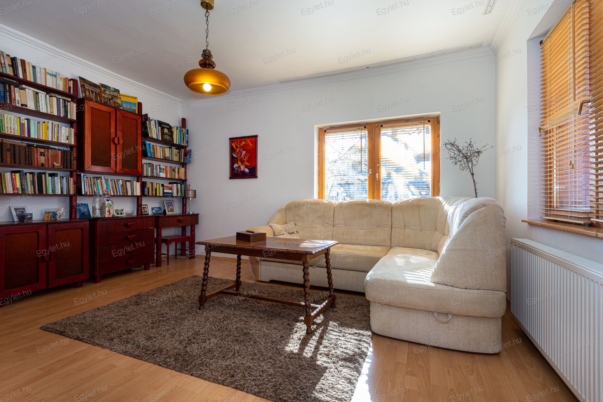 Budapest Eladó  Családi ház  Budapest Eladó  Családi ház  