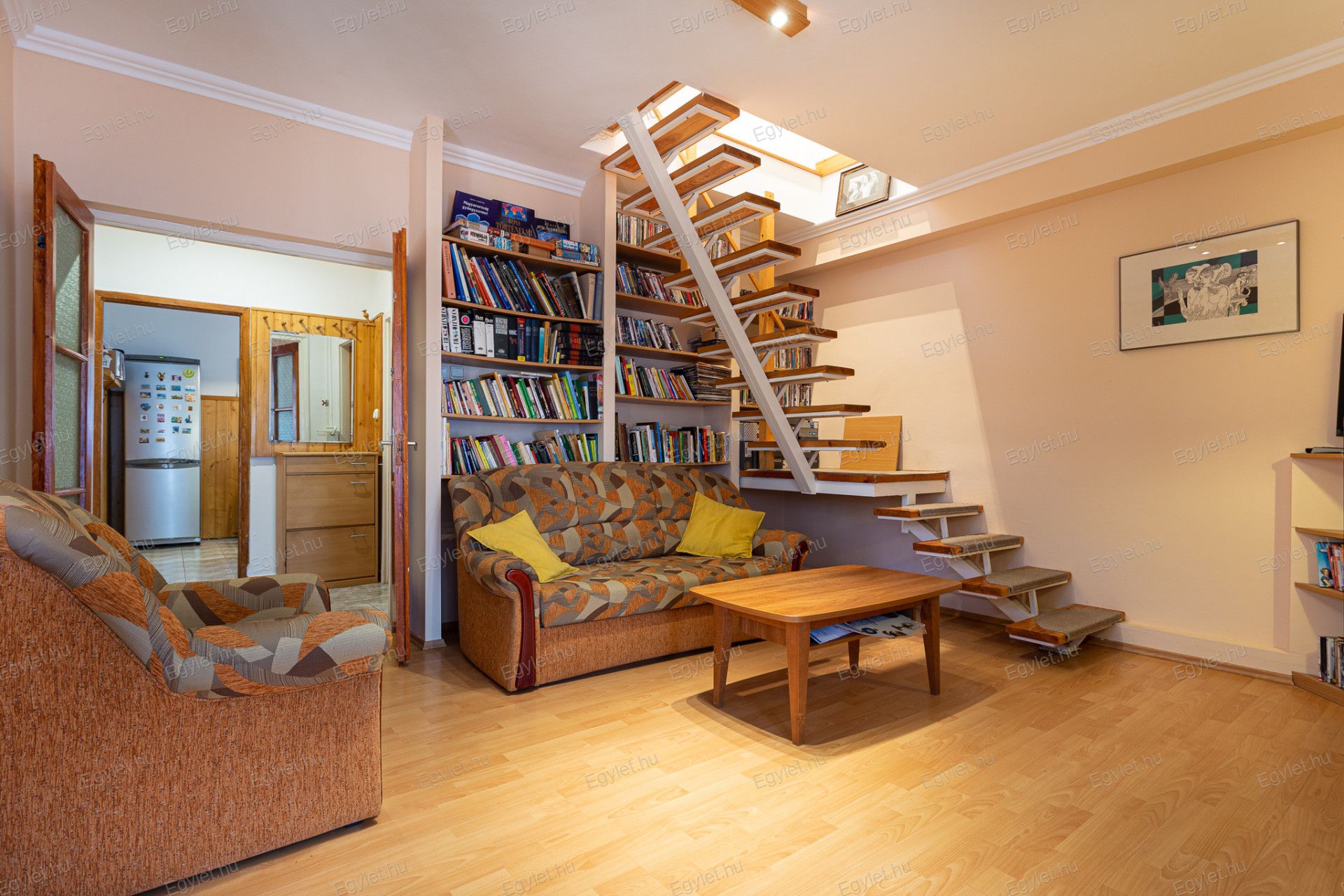 Budapest Eladó  Családi ház  Budapest Eladó  Családi ház  