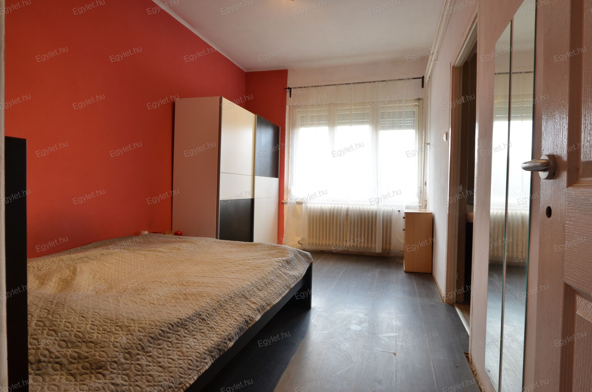 Budapest Eladó  Családi ház  Budapest Eladó  Családi ház  