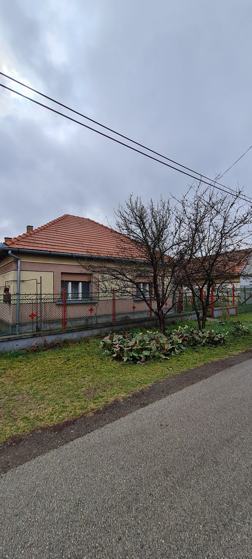 Tápiószentmárton Eladó Családi ház