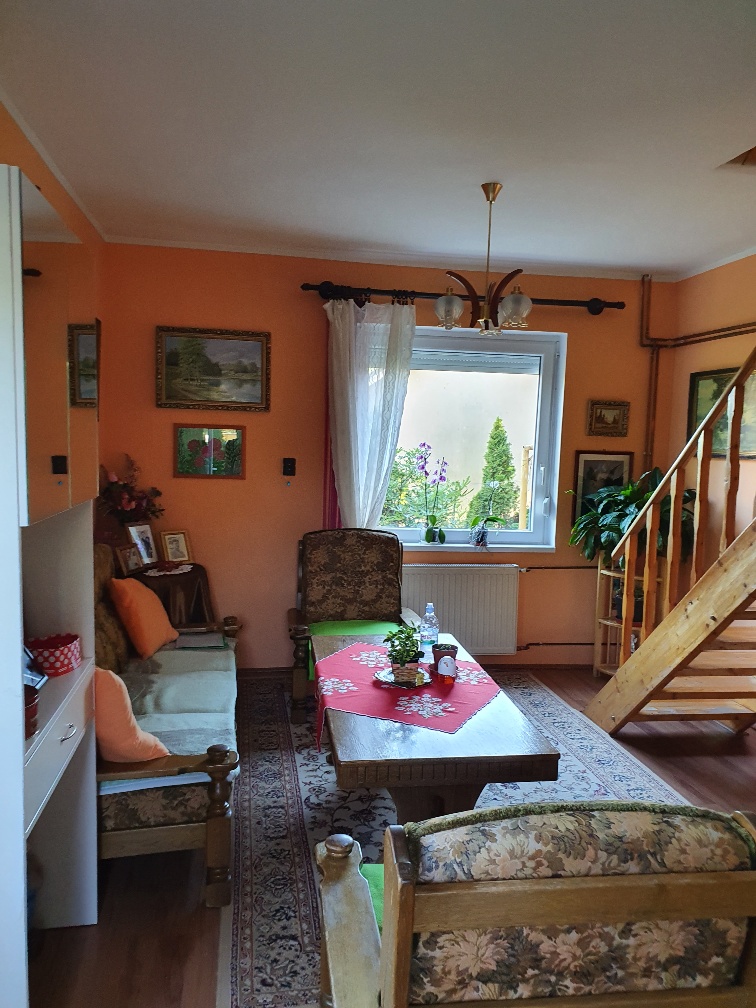 Budapest Eladó  Családi ház  Budapest Eladó  Családi ház  