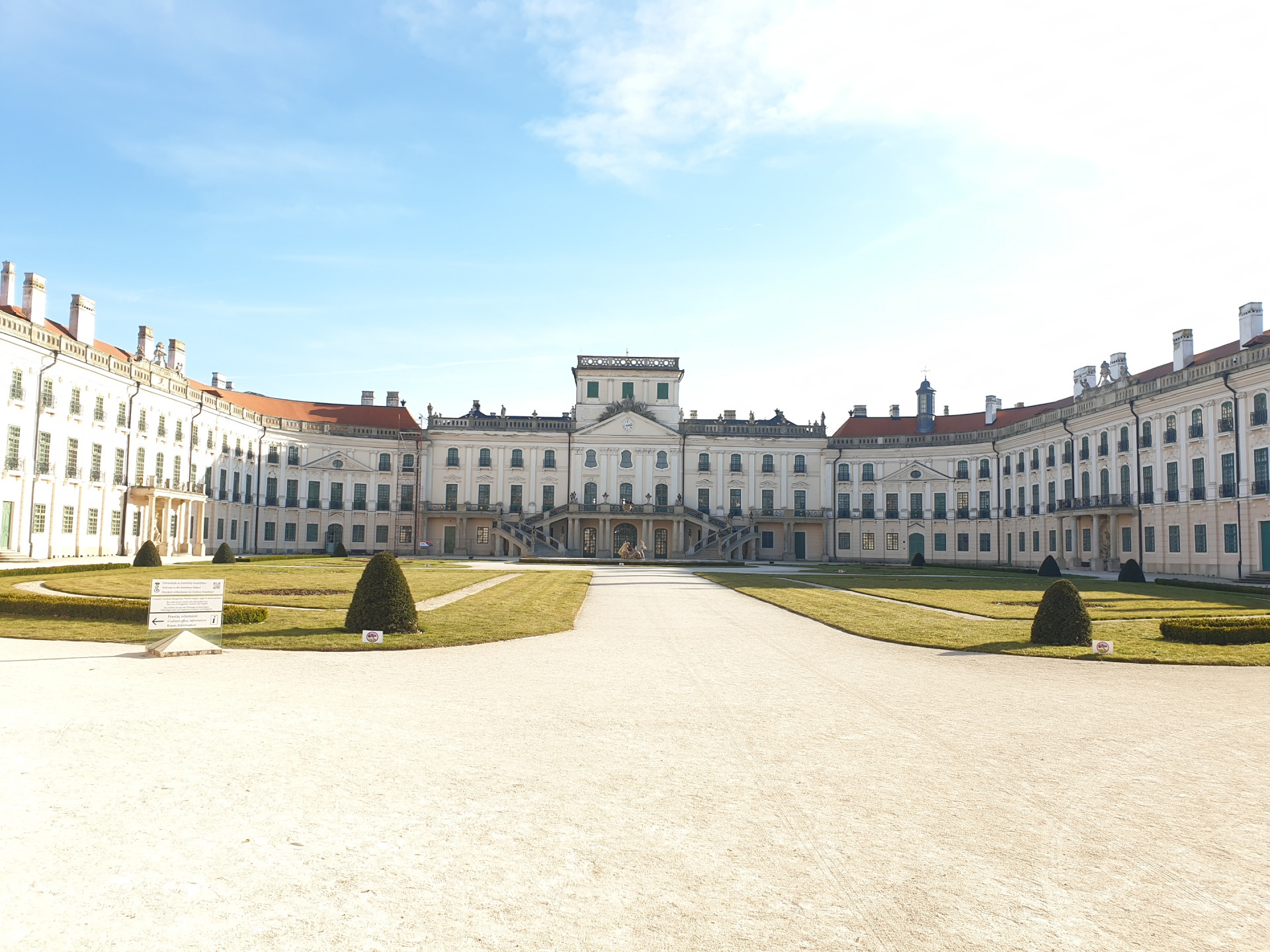 Fertőd Eladó  Telek/földterület  Fertőd Eladó  Telek/földterület Győr-Moson-Sopron megye 