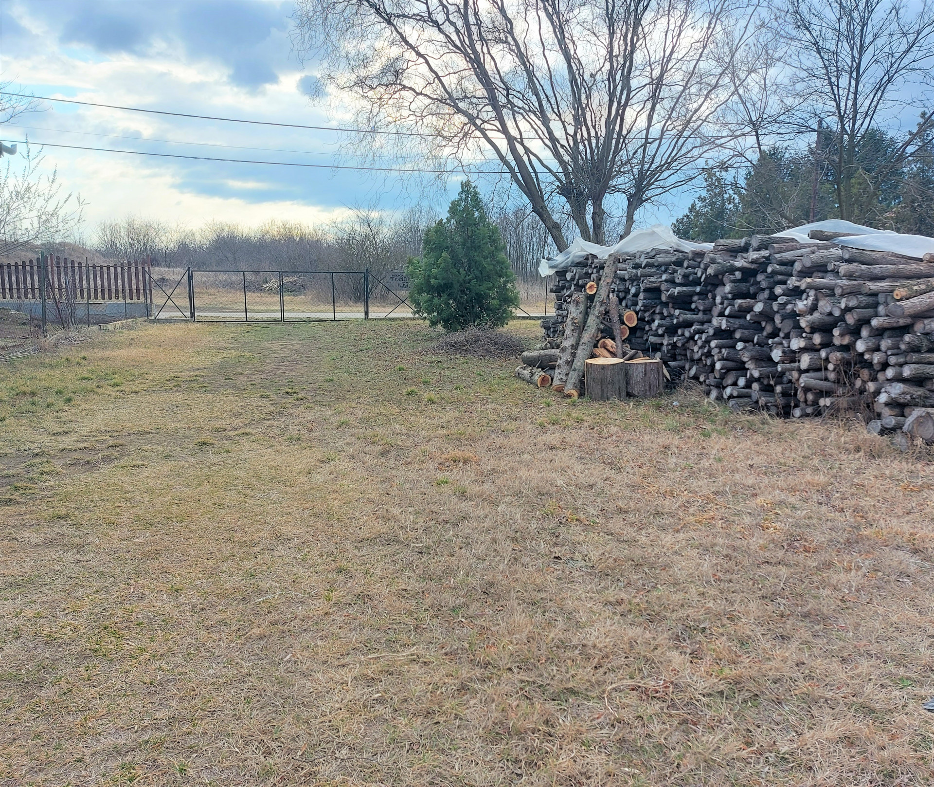 Tápiószele Eladó  Telek/földterület  Tápiószele Eladó  Telek/földterület Pest megye 