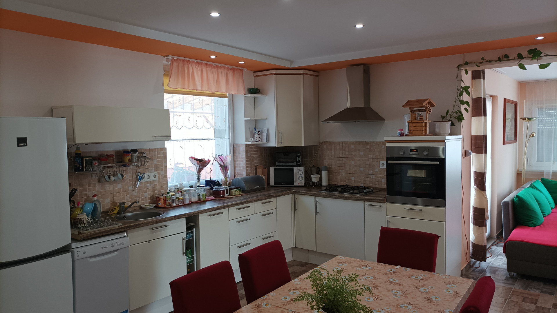 Levél Eladó  Családi ház  Levél Eladó  Családi ház Győr-Moson-Sopron megye 