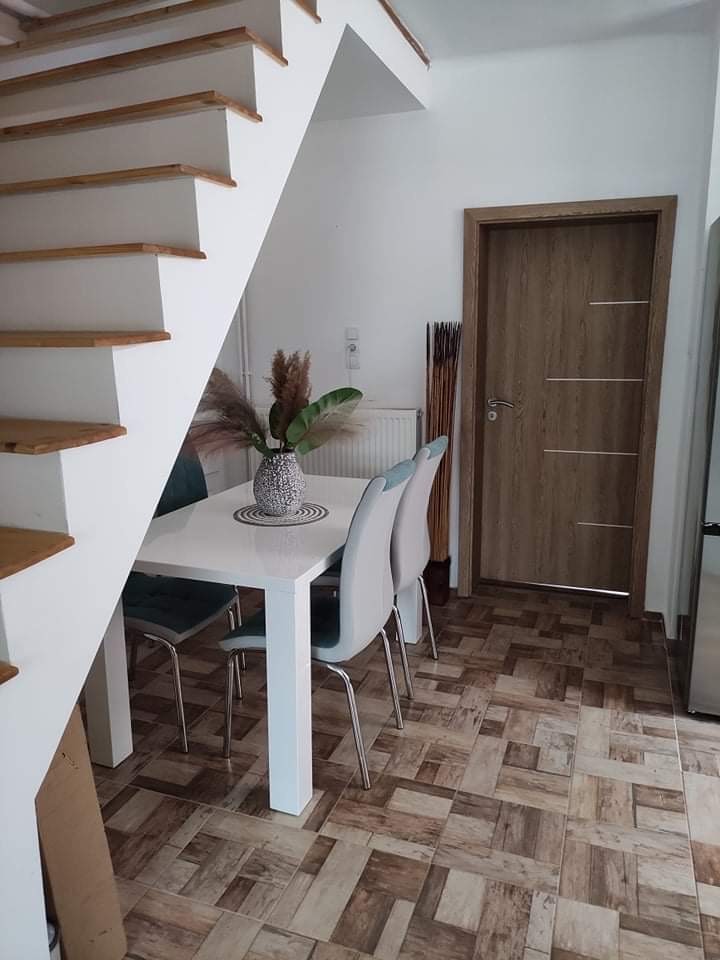 Hegyeshalom Eladó  Családi ház  Hegyeshalom Eladó  Családi ház Győr-Moson-Sopron megye 