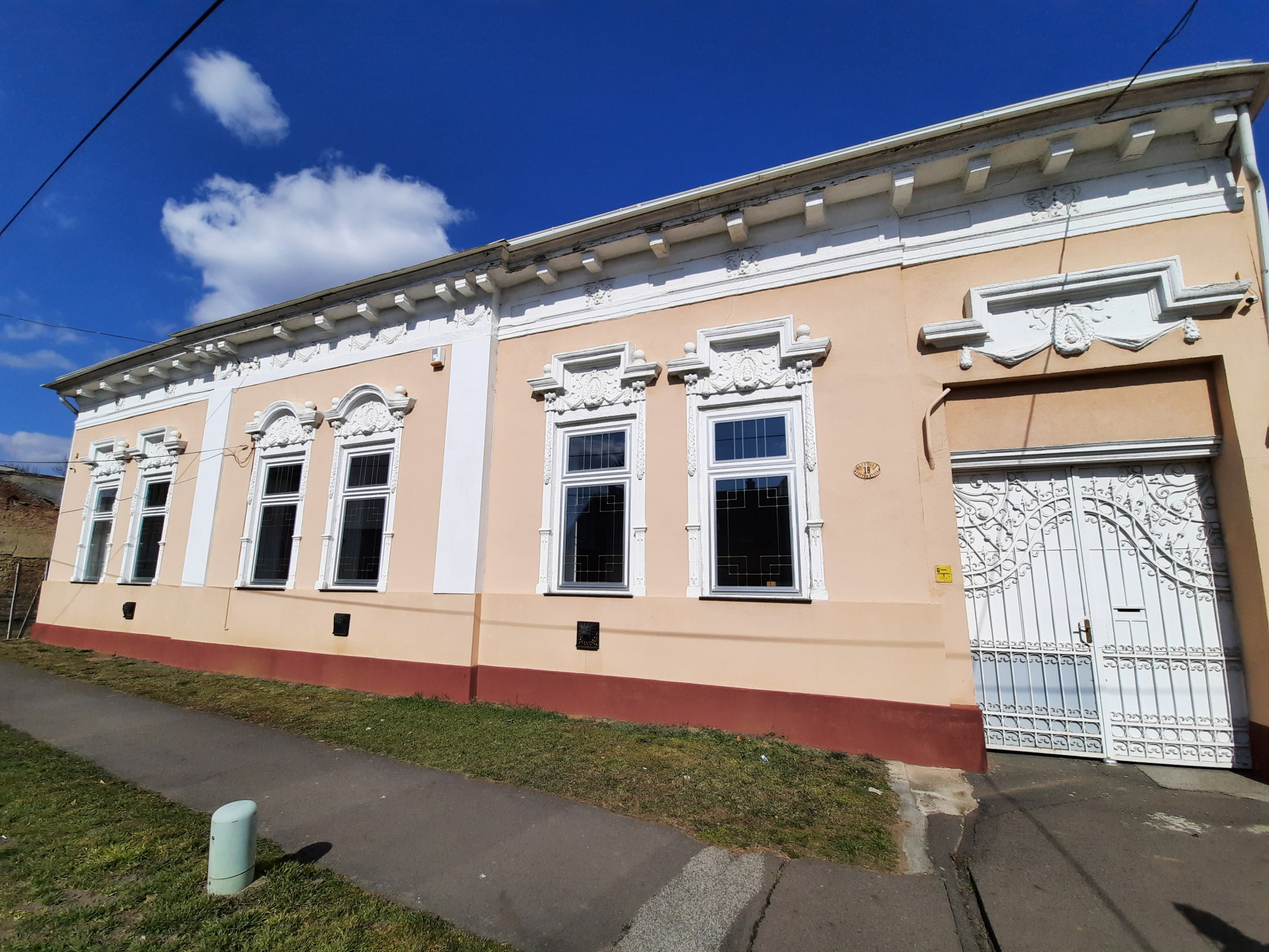 Nyíregyháza Eladó Családi ház