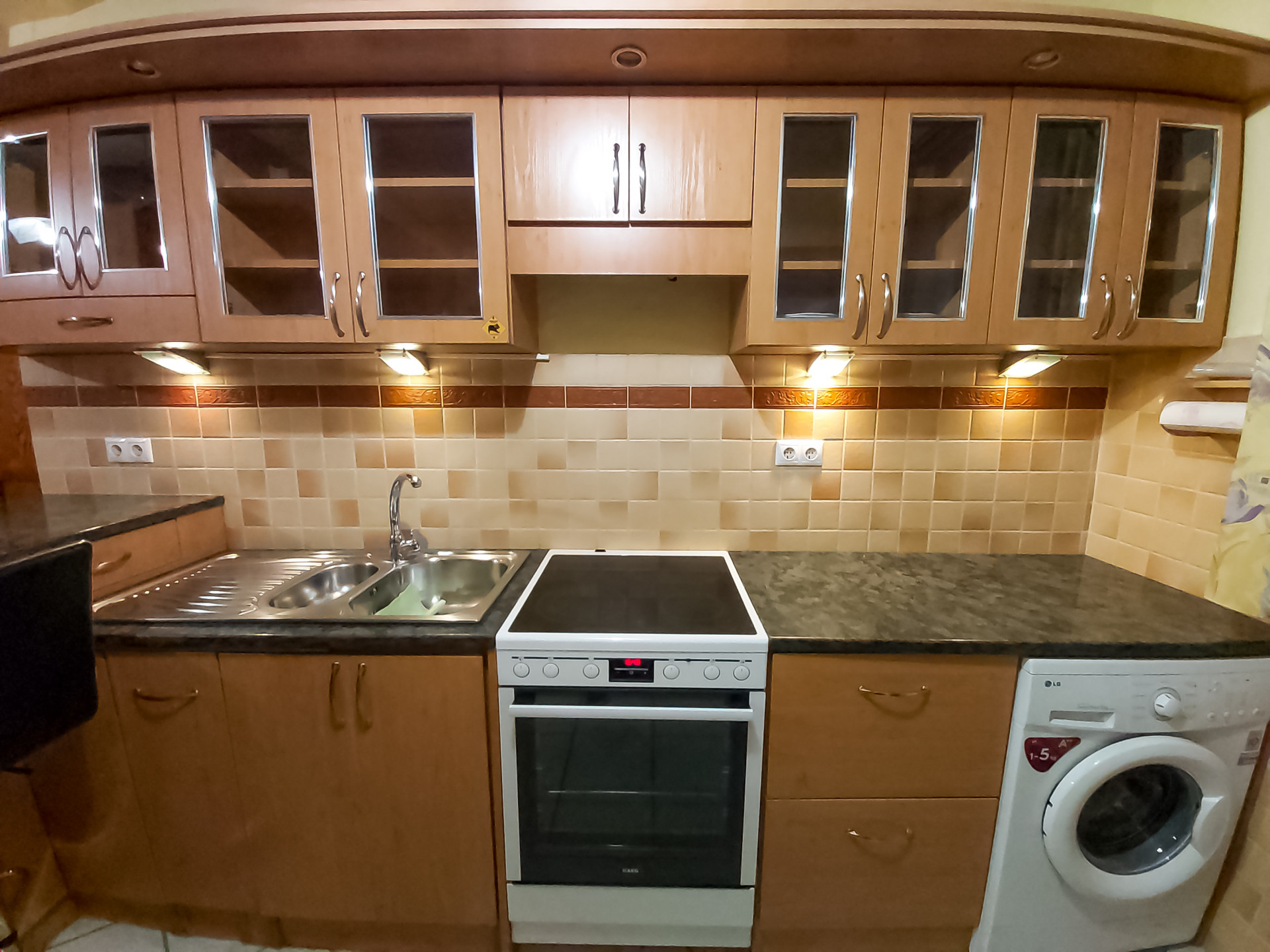 Budapest Eladó  Lakás  Budapest Eladó  Lakás  