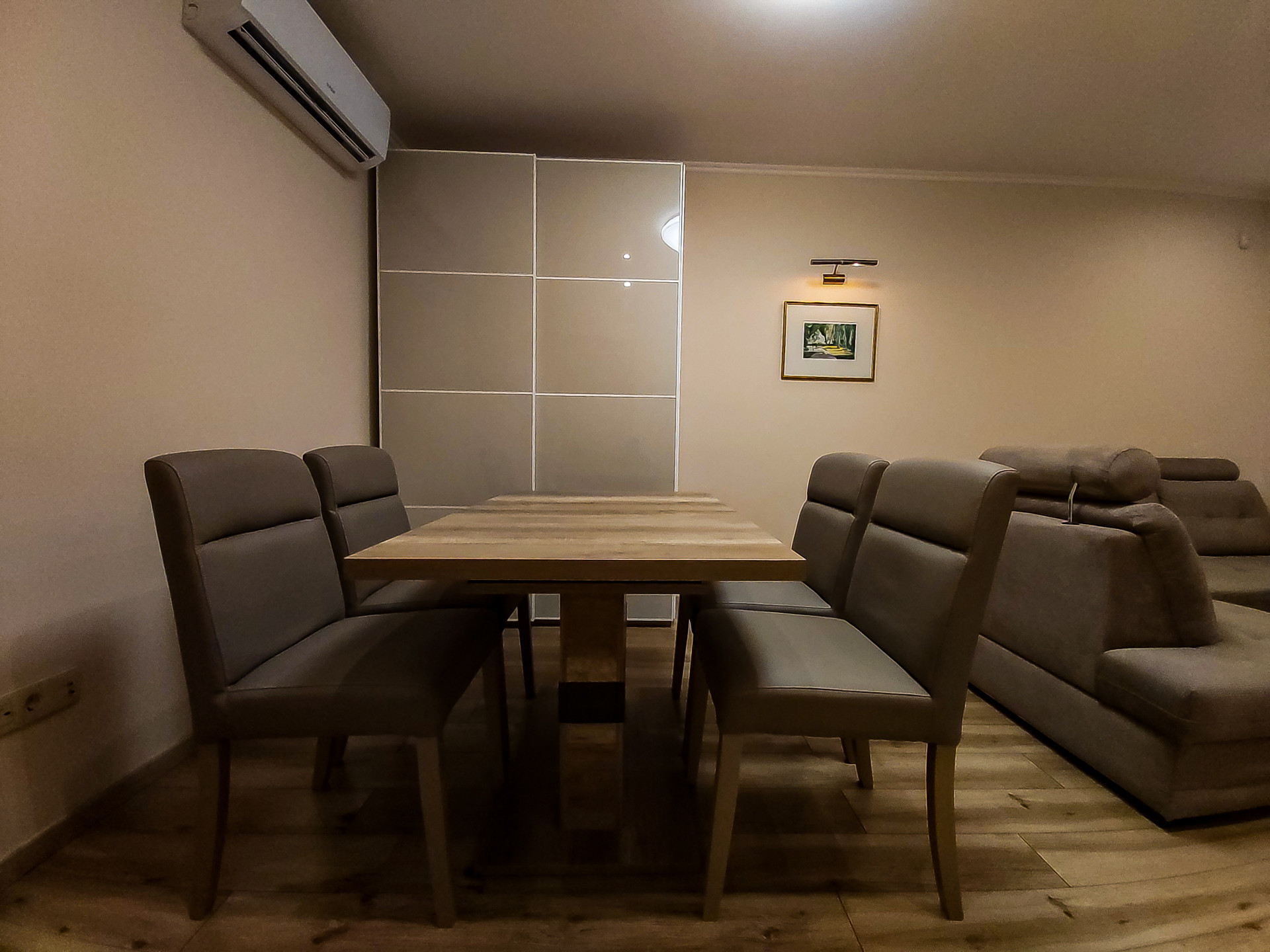 Budapest Eladó  Lakás  Budapest Eladó  Lakás  