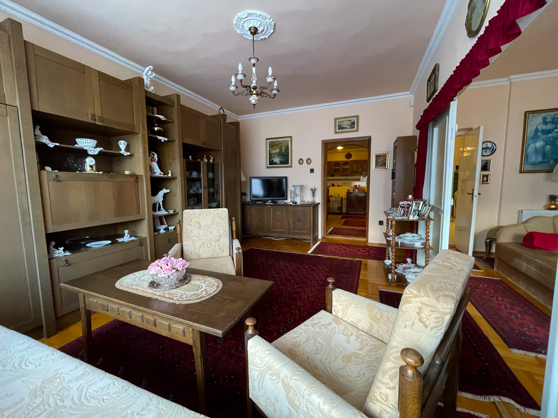 Budapest Eladó  Lakás  Budapest Eladó  Lakás  