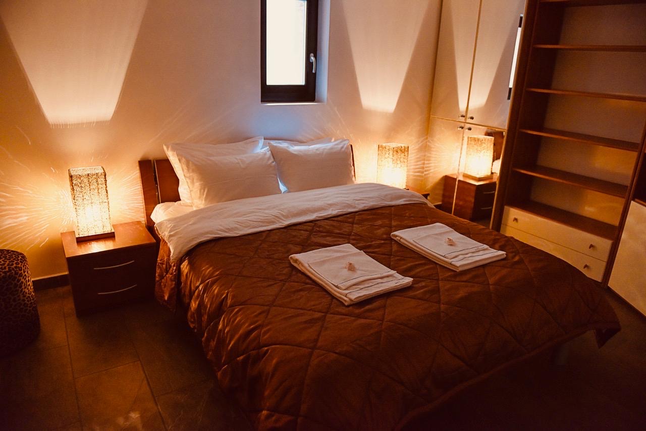 Budapest Eladó  Családi ház  Budapest Eladó  Családi ház  