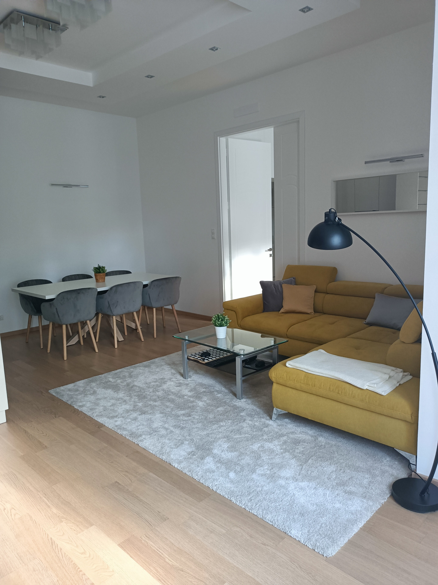 Budapest Eladó  Lakás  Budapest Eladó  Lakás  