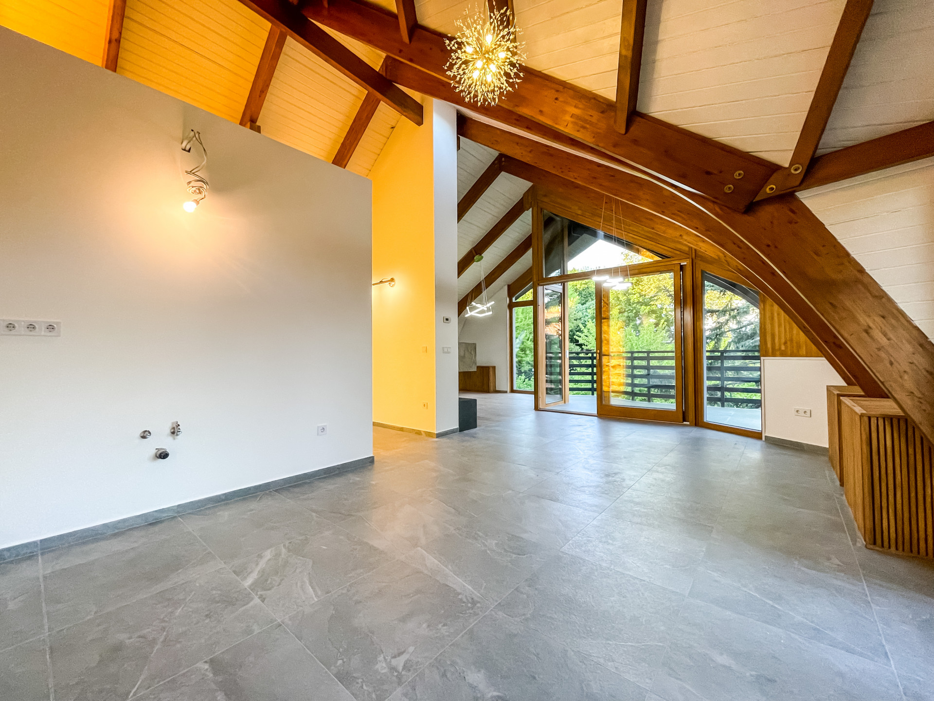 Budapest Eladó  Lakás  Budapest Eladó  Lakás  