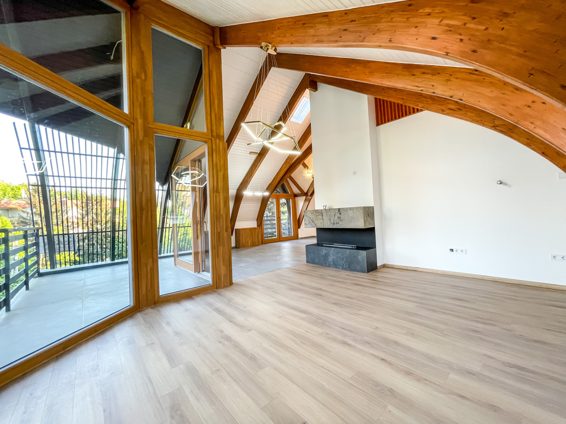 Budapest Eladó  Lakás  Budapest Eladó  Lakás  