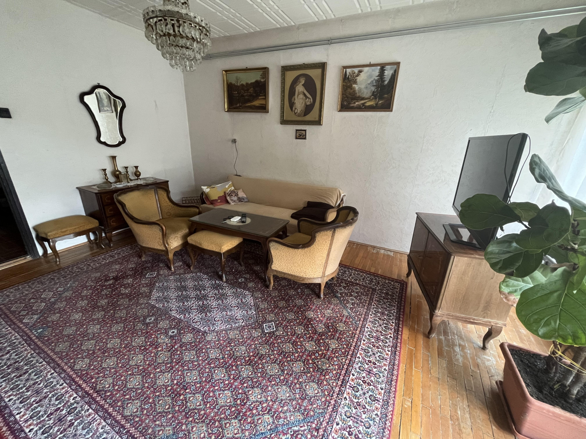 Budapest Eladó  Lakás  Budapest Eladó  Lakás  