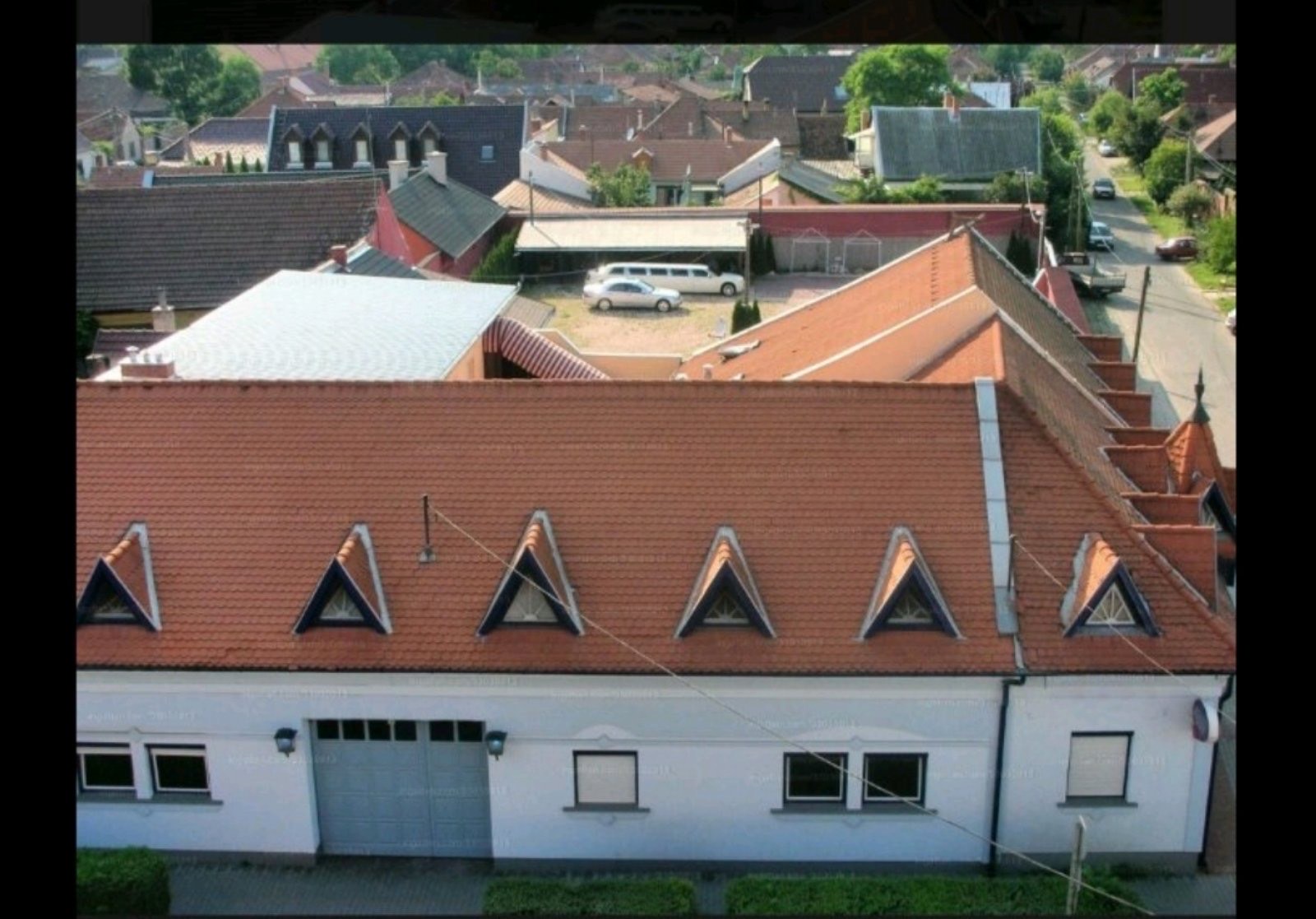 Kecskemét Eladó  Családi ház  Kecskemét Eladó  Családi ház Bács-Kiskun megye 