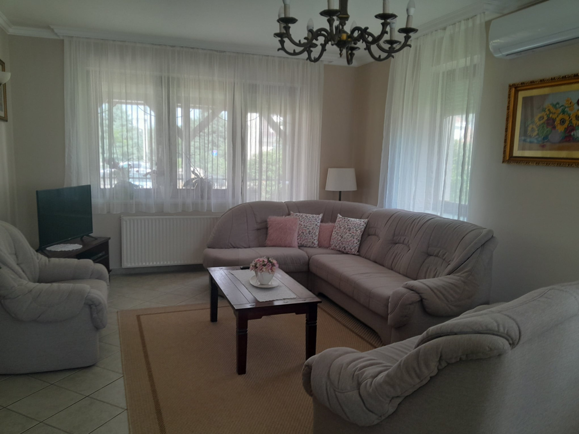 Kecskemét Eladó  Családi ház  Kecskemét Eladó  Családi ház Bács-Kiskun megye 