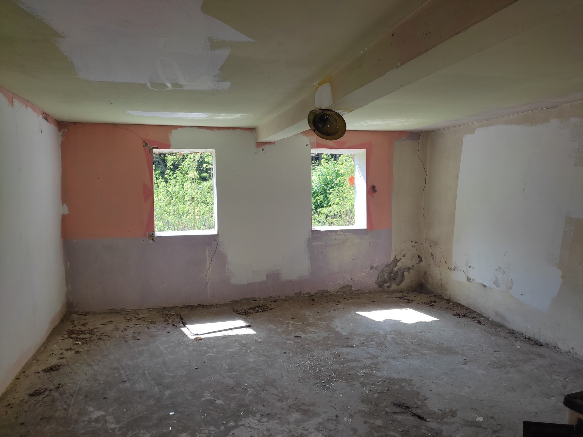 Kecskemét Eladó  Családi ház  Kecskemét Eladó  Családi ház Bács-Kiskun megye 