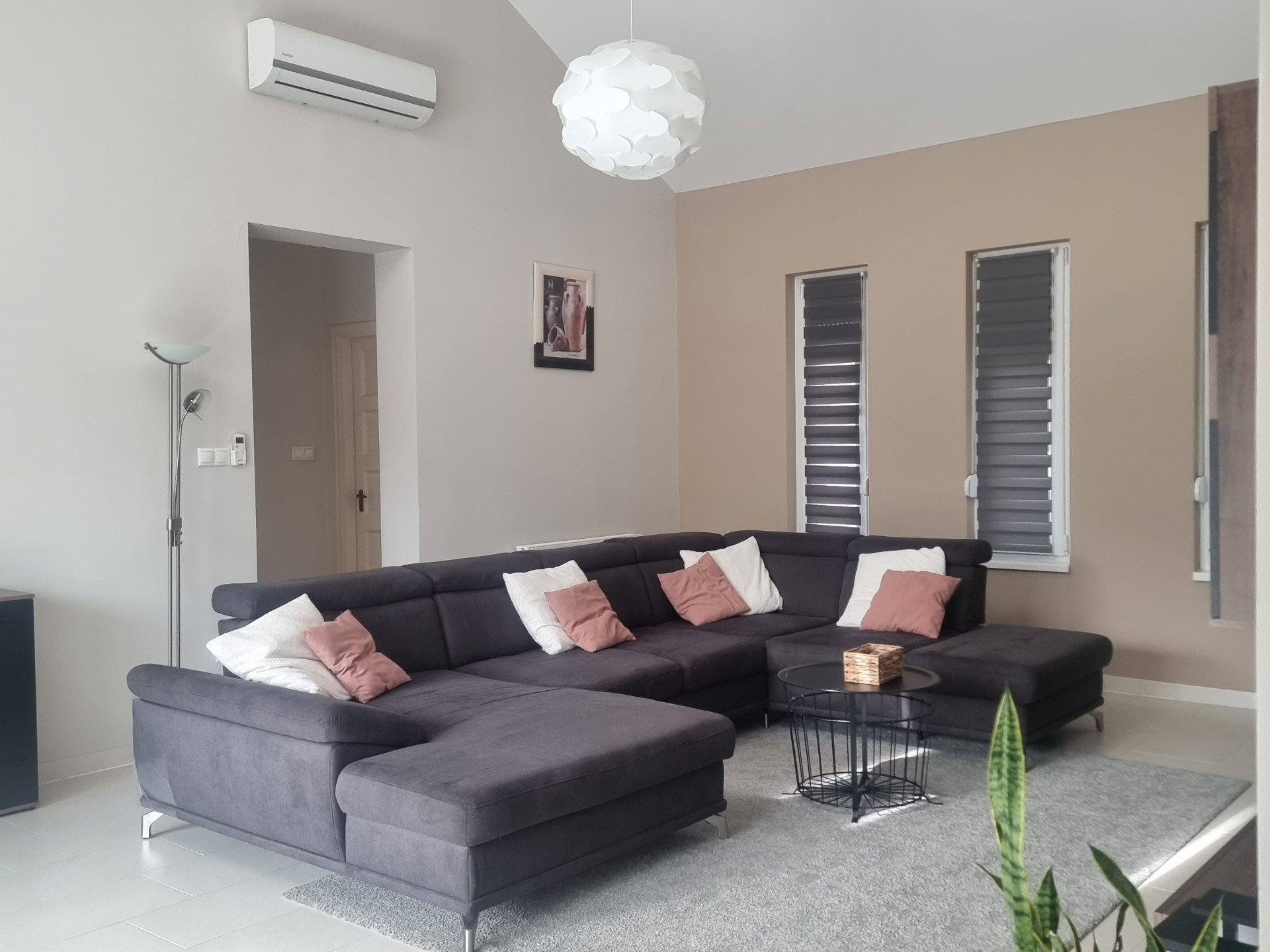 Kecskemét Eladó  Családi ház  Kecskemét Eladó  Családi ház Bács-Kiskun megye 