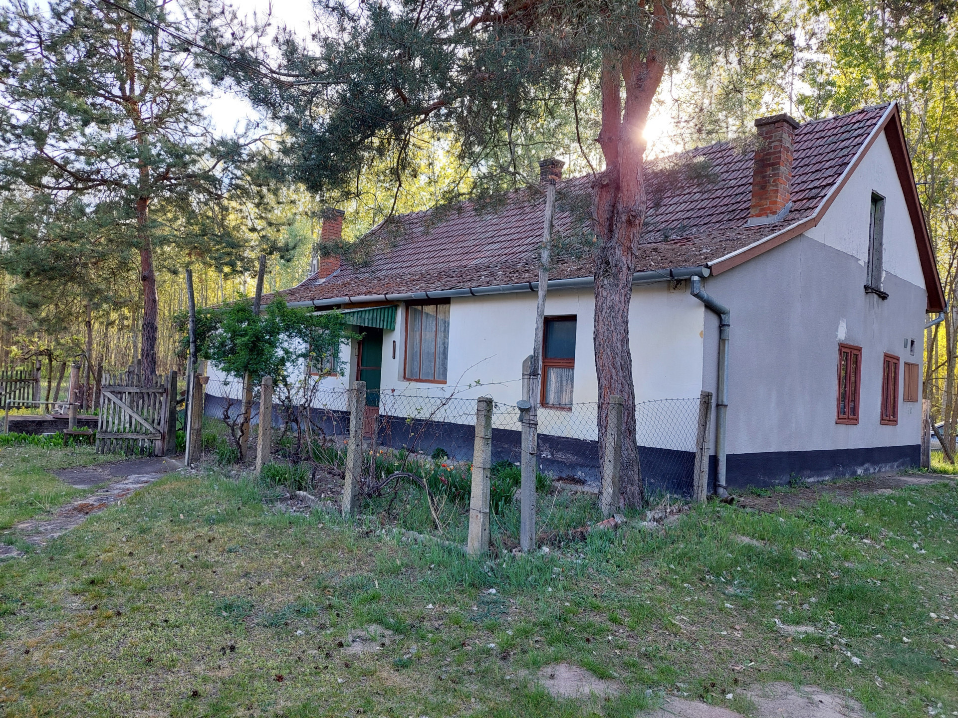 Kocsér Eladó Családi ház