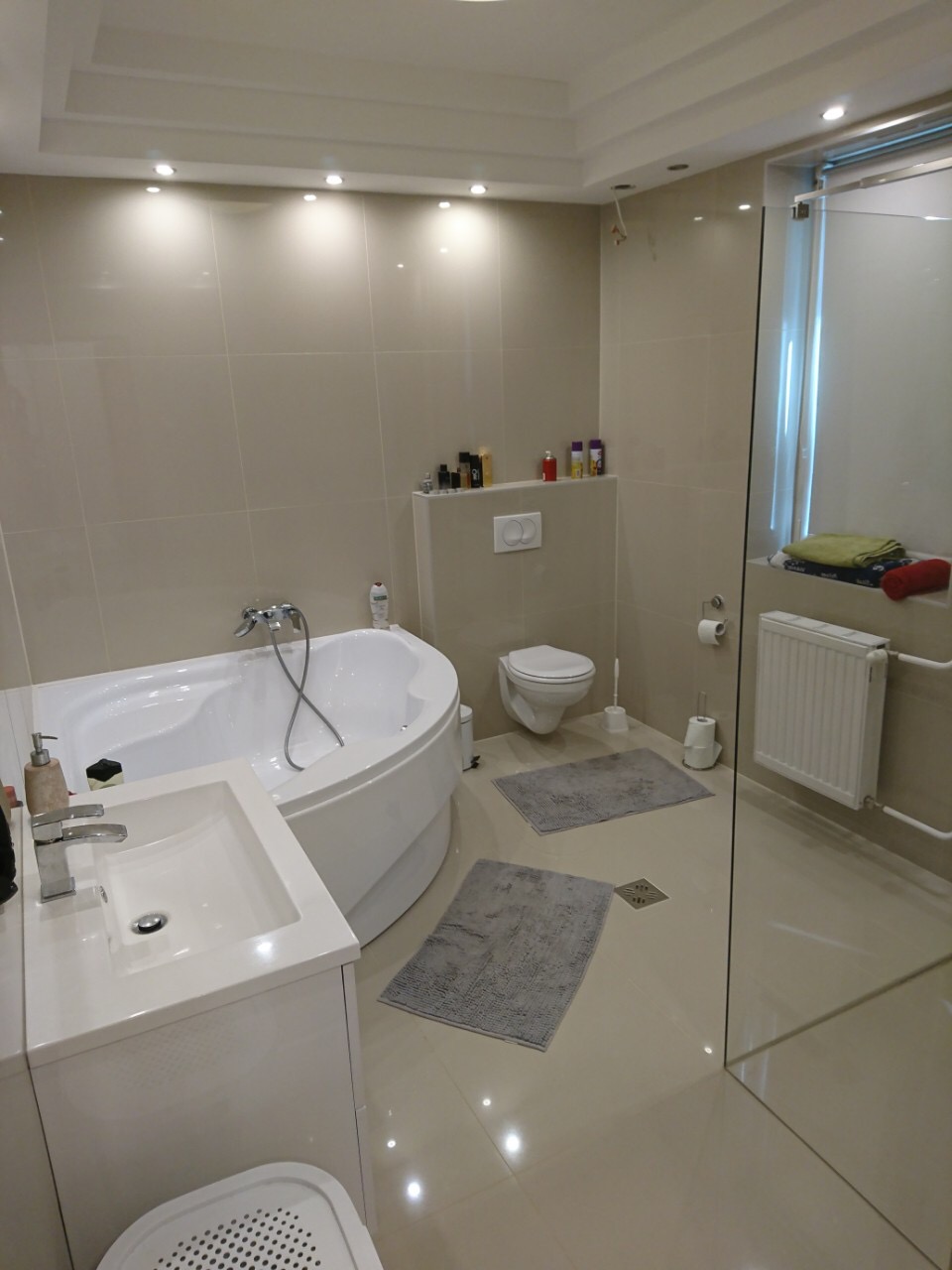 Kecskemét Eladó  Családi ház  Kecskemét Eladó  Családi ház Bács-Kiskun megye 