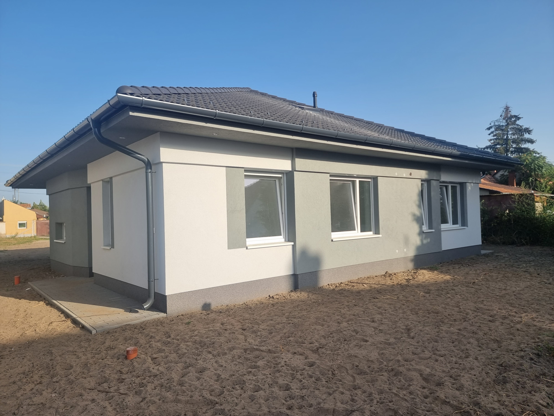 Kecskemét Eladó  Családi ház  Kecskemét Eladó  Családi ház Bács-Kiskun megye 