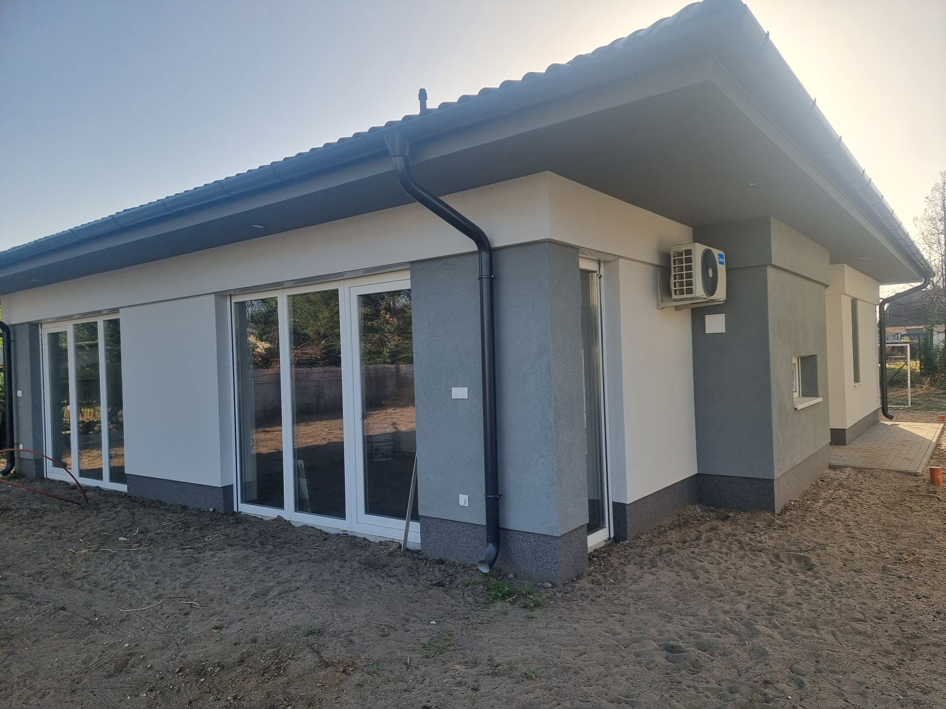 Kecskemét Eladó  Családi ház  Kecskemét Eladó  Családi ház Bács-Kiskun megye 