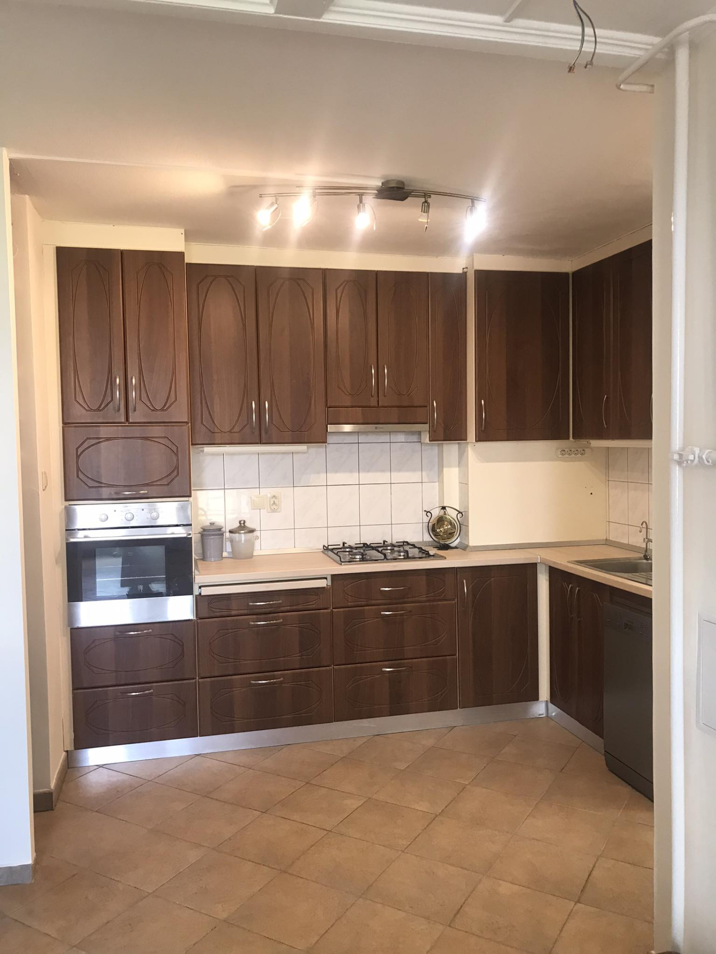 Kecskemét Eladó  Lakás  Kecskemét Eladó  Lakás Bács-Kiskun megye 