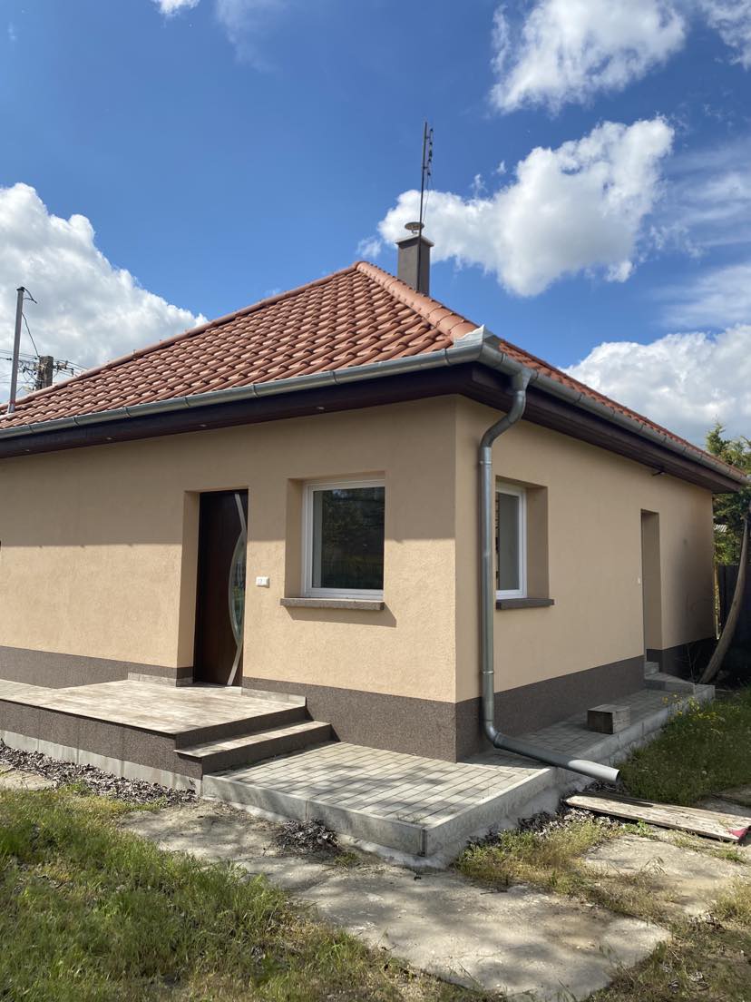 Ballószög Eladó Családi ház