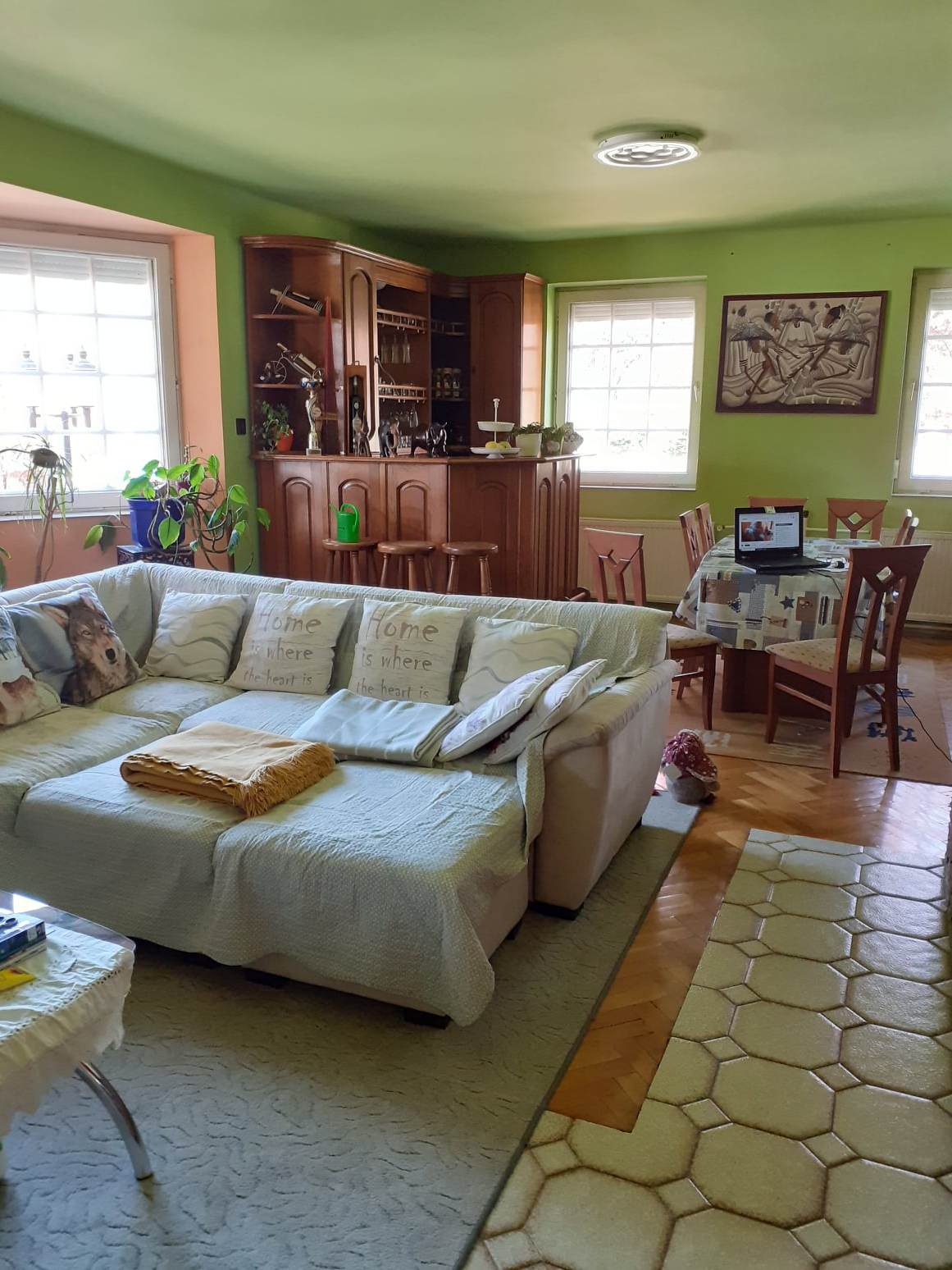 Kecskemét Eladó  Családi ház  Kecskemét Eladó  Családi ház Bács-Kiskun megye 