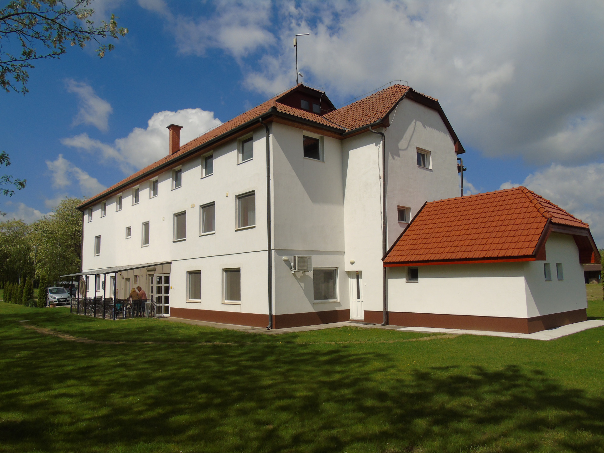 Felsőlajos Eladó  Családi ház  Felsőlajos Eladó  Családi ház Bács-Kiskun megye 