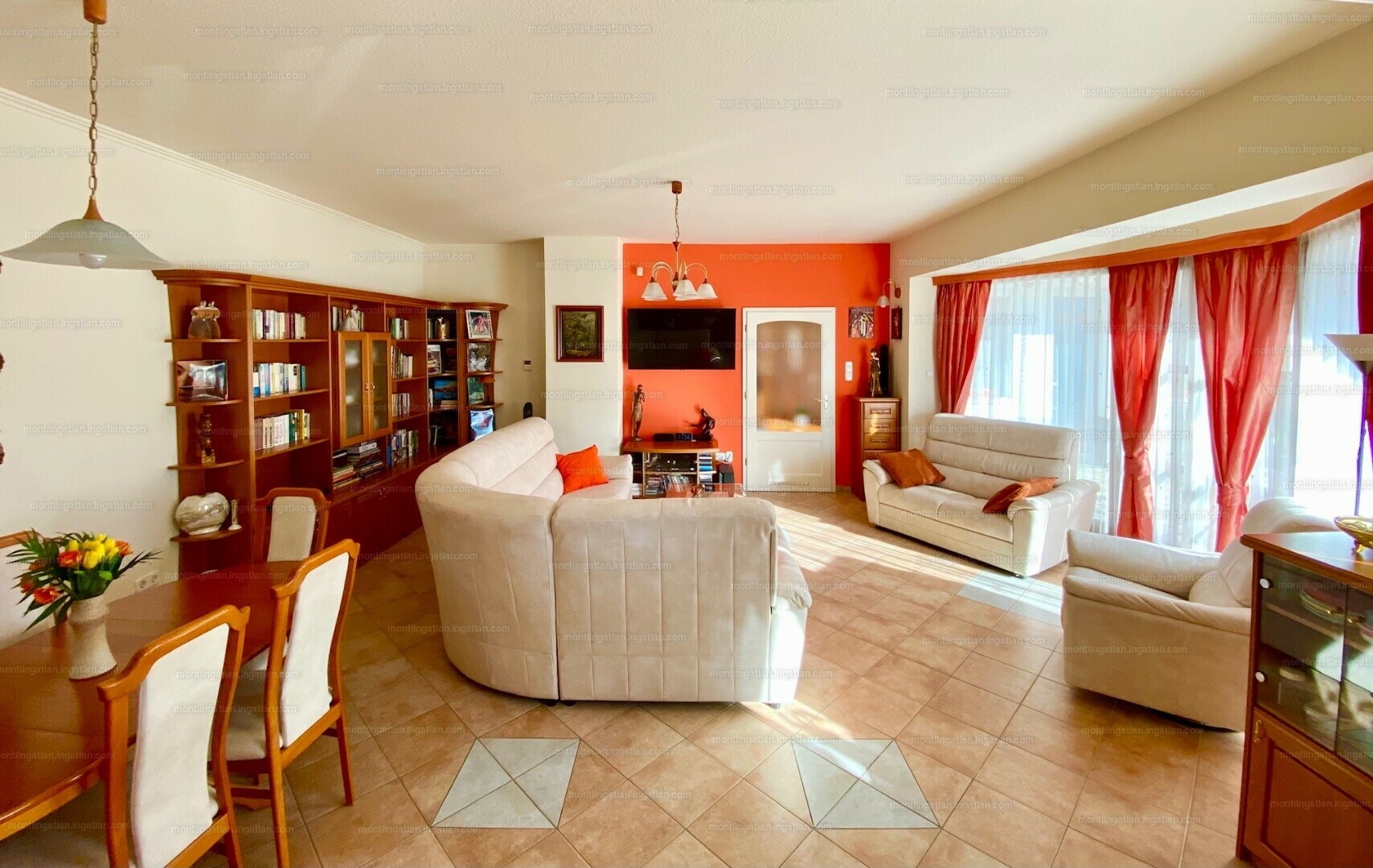 Kecskemét Eladó  Családi ház  Kecskemét Eladó  Családi ház Bács-Kiskun megye 