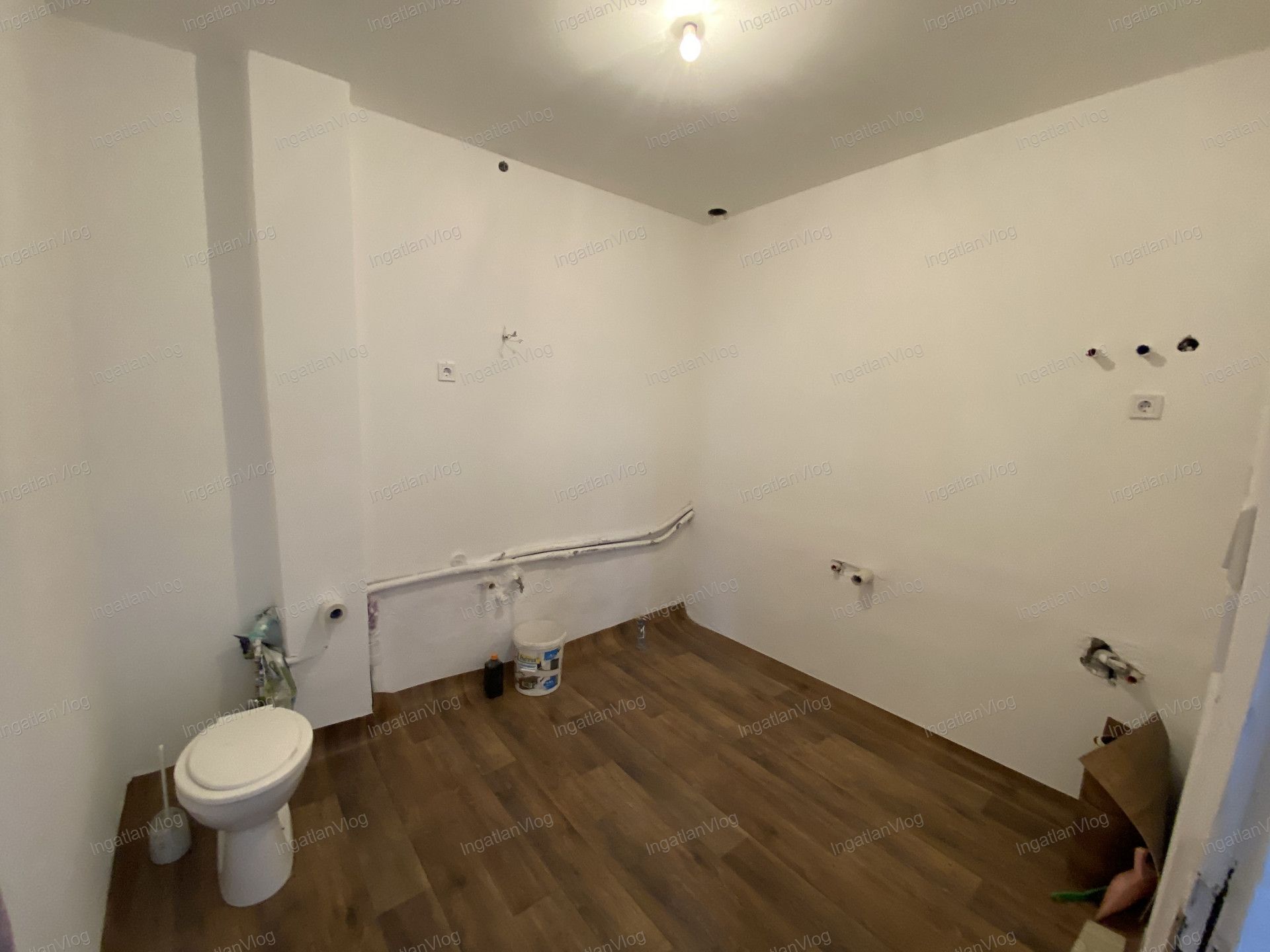 Budapest Eladó  Családi ház  Budapest Eladó  Családi ház  