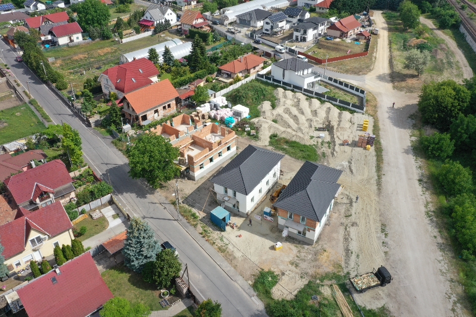 Budapest Eladó  Családi ház  Budapest Eladó  Családi ház  