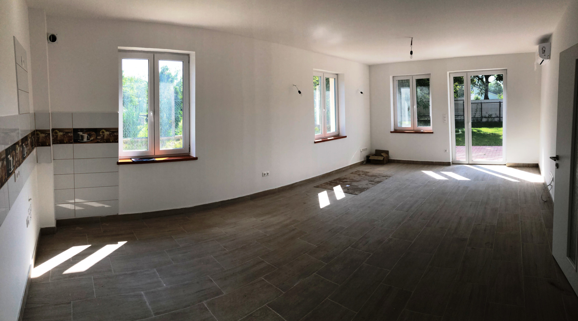 Budapest Eladó  Családi ház  Budapest Eladó  Családi ház  