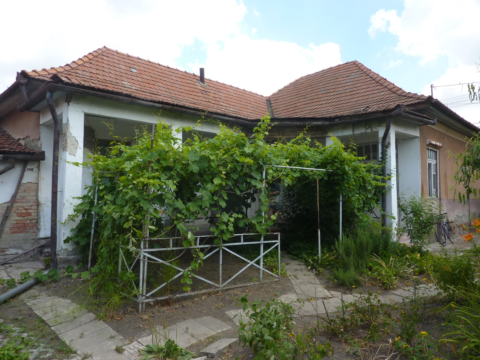 Jászapáti Eladó  Családi ház  Jászapáti Eladó  Családi ház Jász-Nagykun-Szolnok megye 