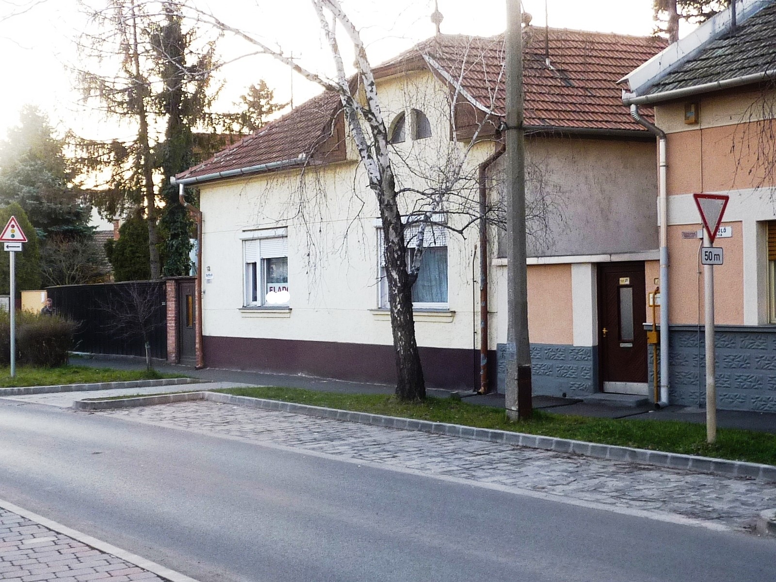 Jászberény Eladó  Családi ház  Jászberény Eladó  Családi ház Jász-Nagykun-Szolnok megye 