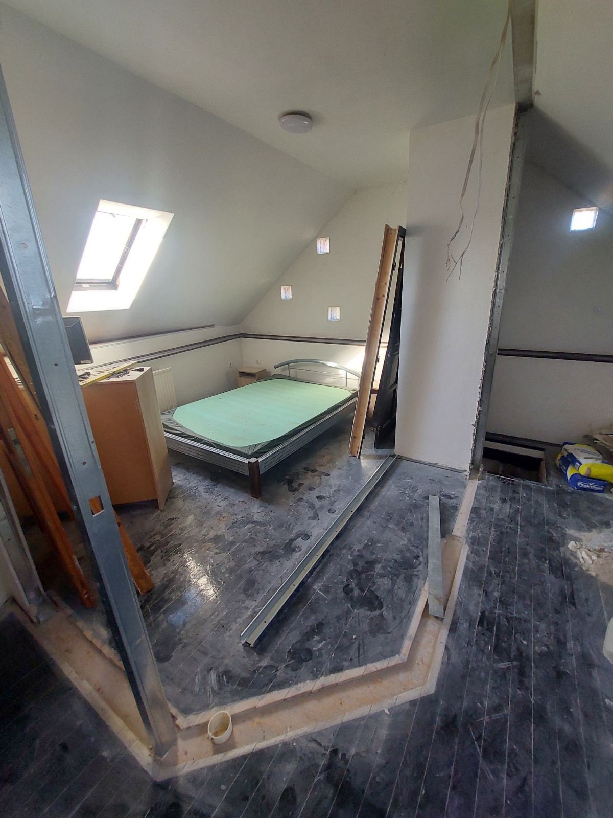 Debrecen Eladó  Családi ház  Debrecen Eladó  Családi ház Hajdú-Bihar megye 