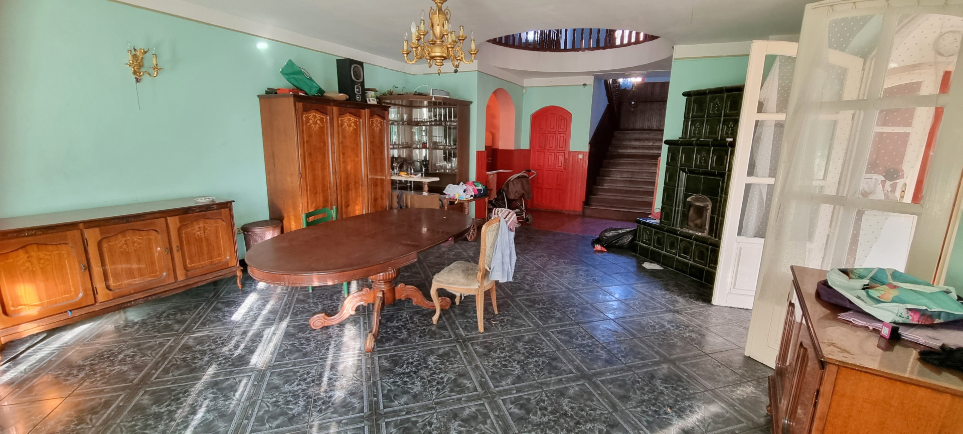 Budapest Eladó  Családi ház  Budapest Eladó  Családi ház  