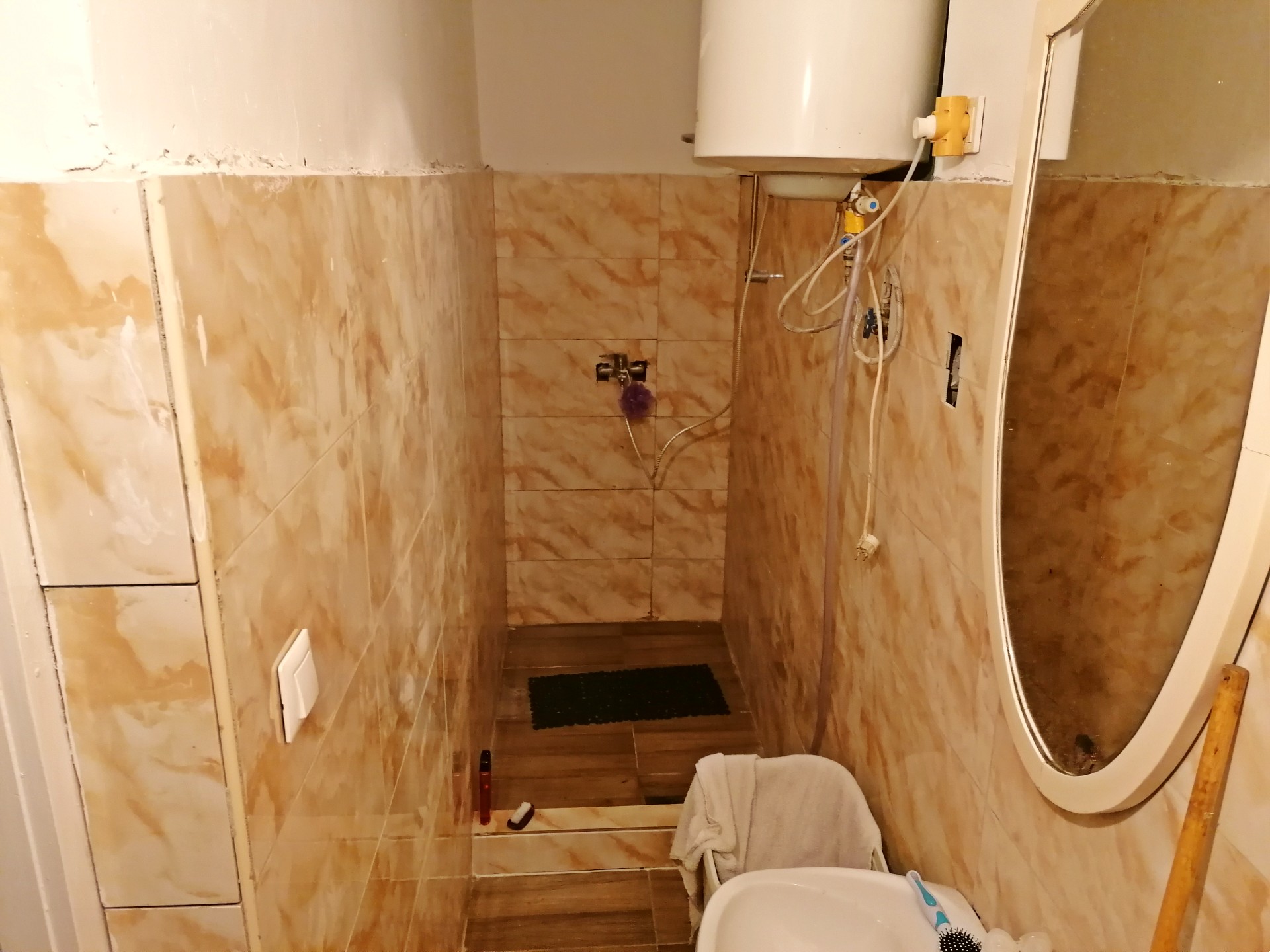 Budapest Eladó  Családi ház  Budapest Eladó  Családi ház  