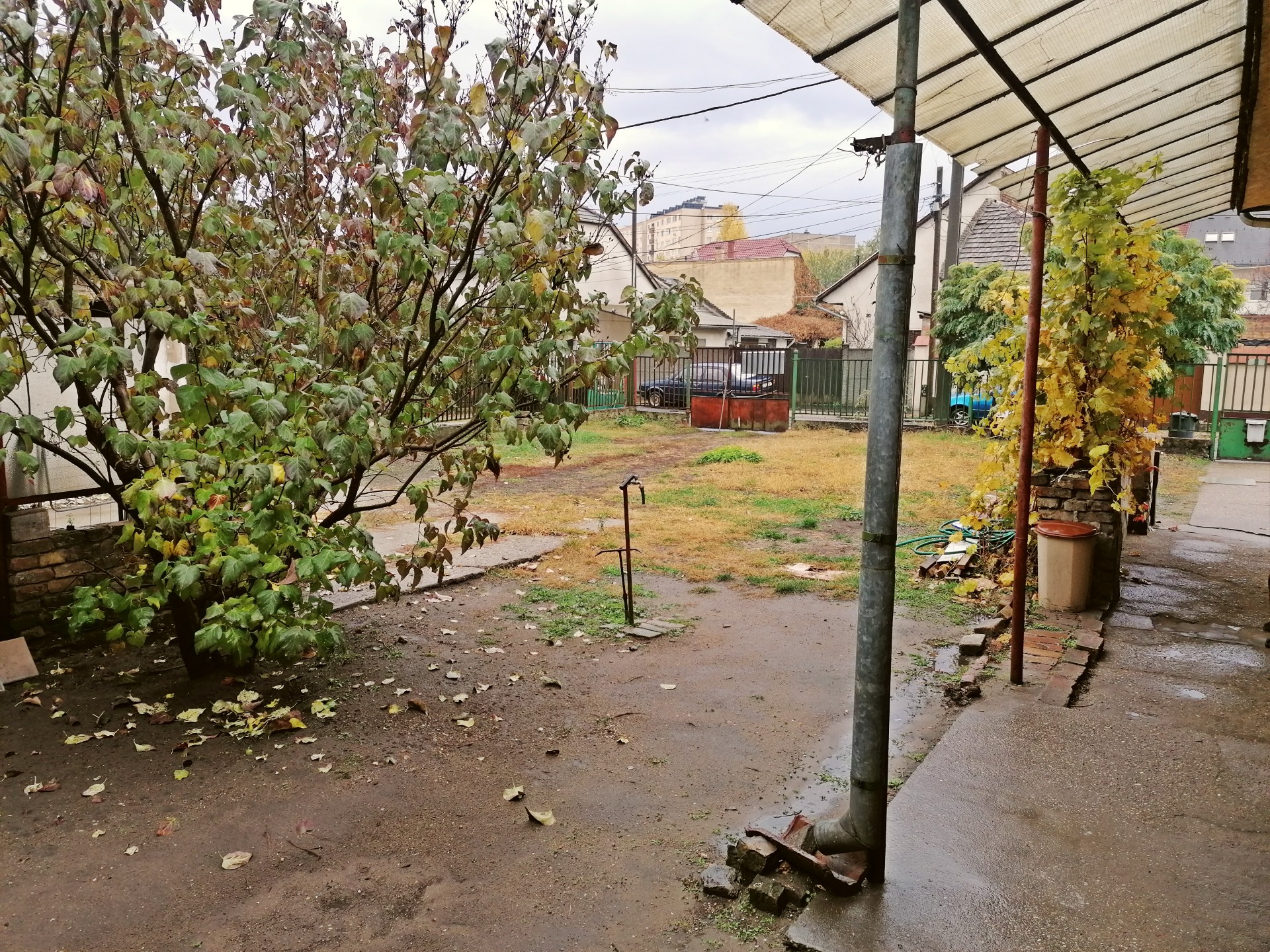 Budapest Eladó  Családi ház  Budapest Eladó  Családi ház  