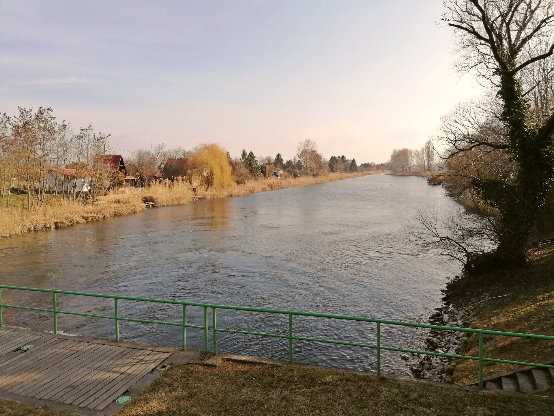 Tass Eladó  Üdülő/nyaraló  Tass Eladó  Üdülő/nyaraló Bács-Kiskun megye 