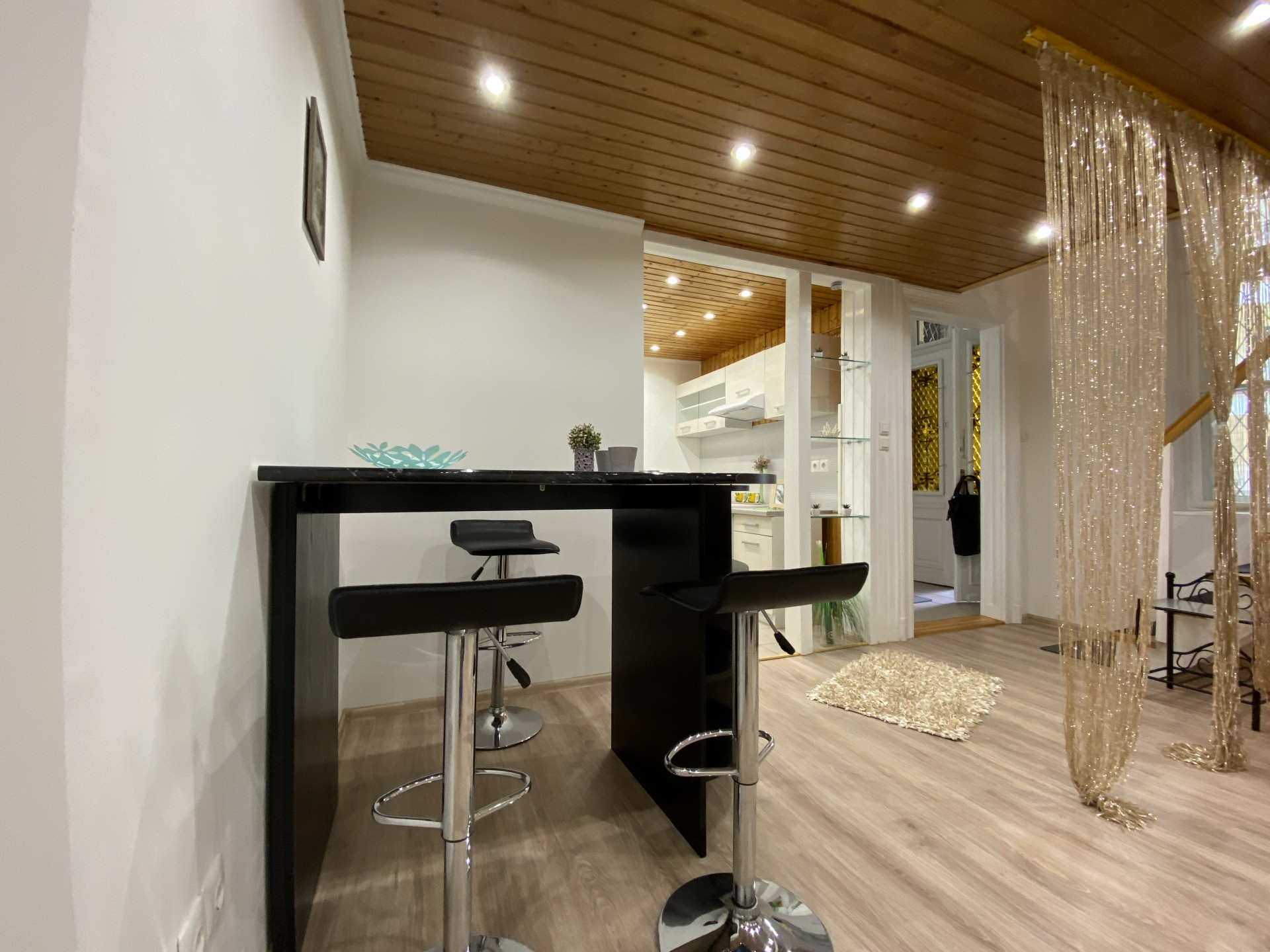 Budapest Eladó  Lakás  Budapest Eladó  Lakás  