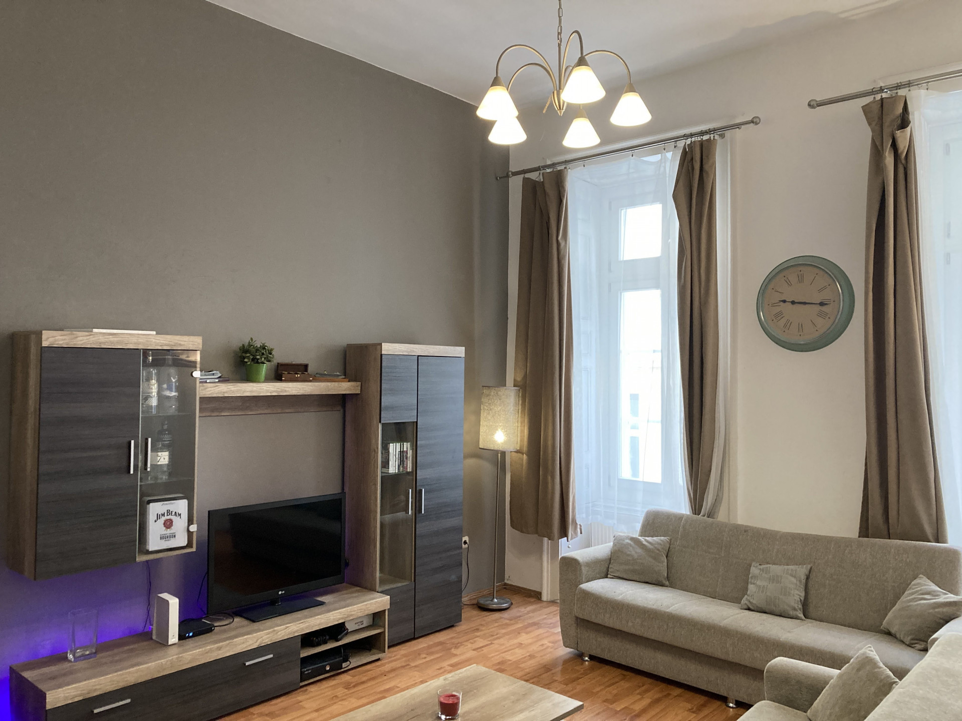 Budapest Eladó  Lakás  Budapest Eladó  Lakás  