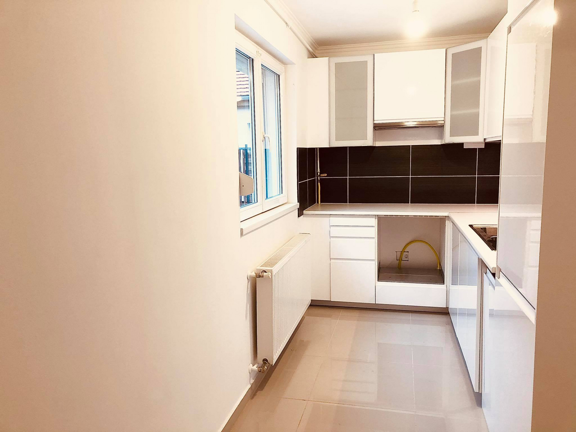 Budapest Eladó  Családi ház  Budapest Eladó  Családi ház  