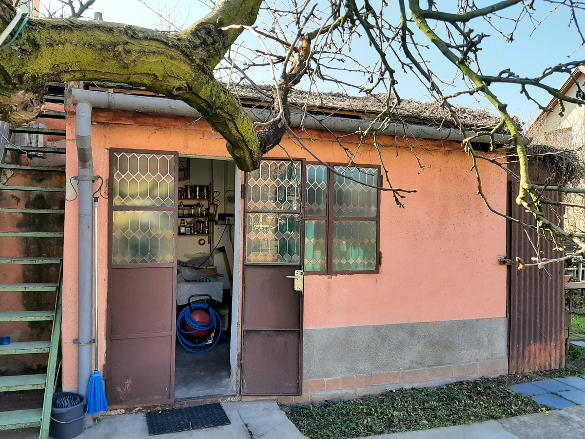 Budapest Eladó  Családi ház  Budapest Eladó  Családi ház  