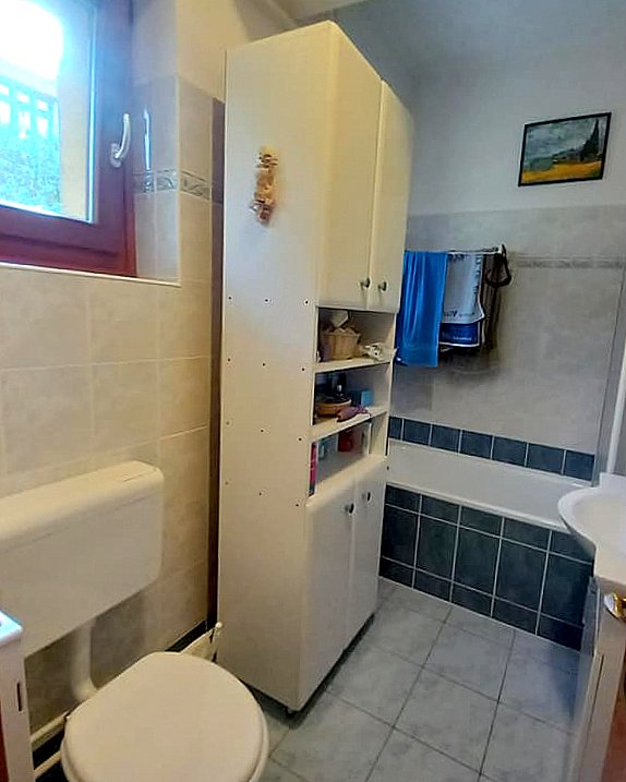 Budapest Eladó  Családi ház  Budapest Eladó  Családi ház  