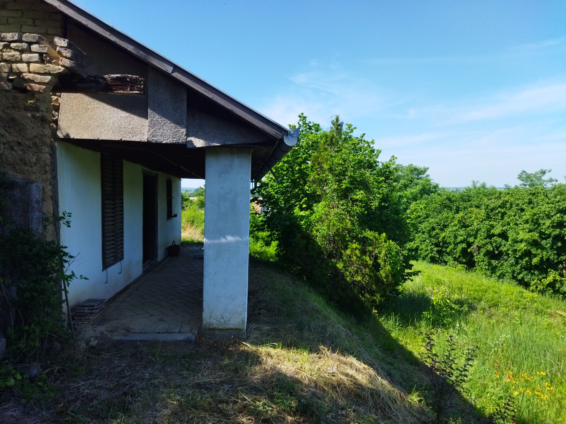 Szekszárd Eladó  Családi ház  Szekszárd Eladó  Családi ház Tolna megye 