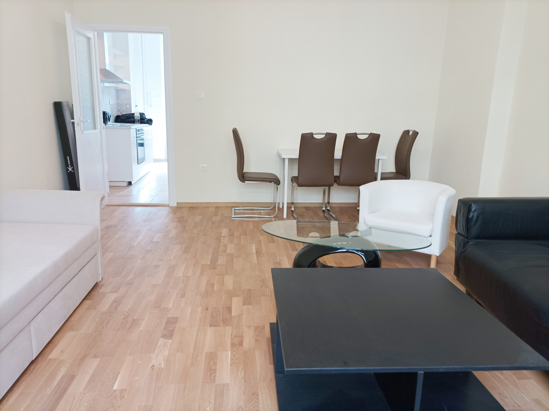 Budapest Eladó  Lakás  Budapest Eladó  Lakás  