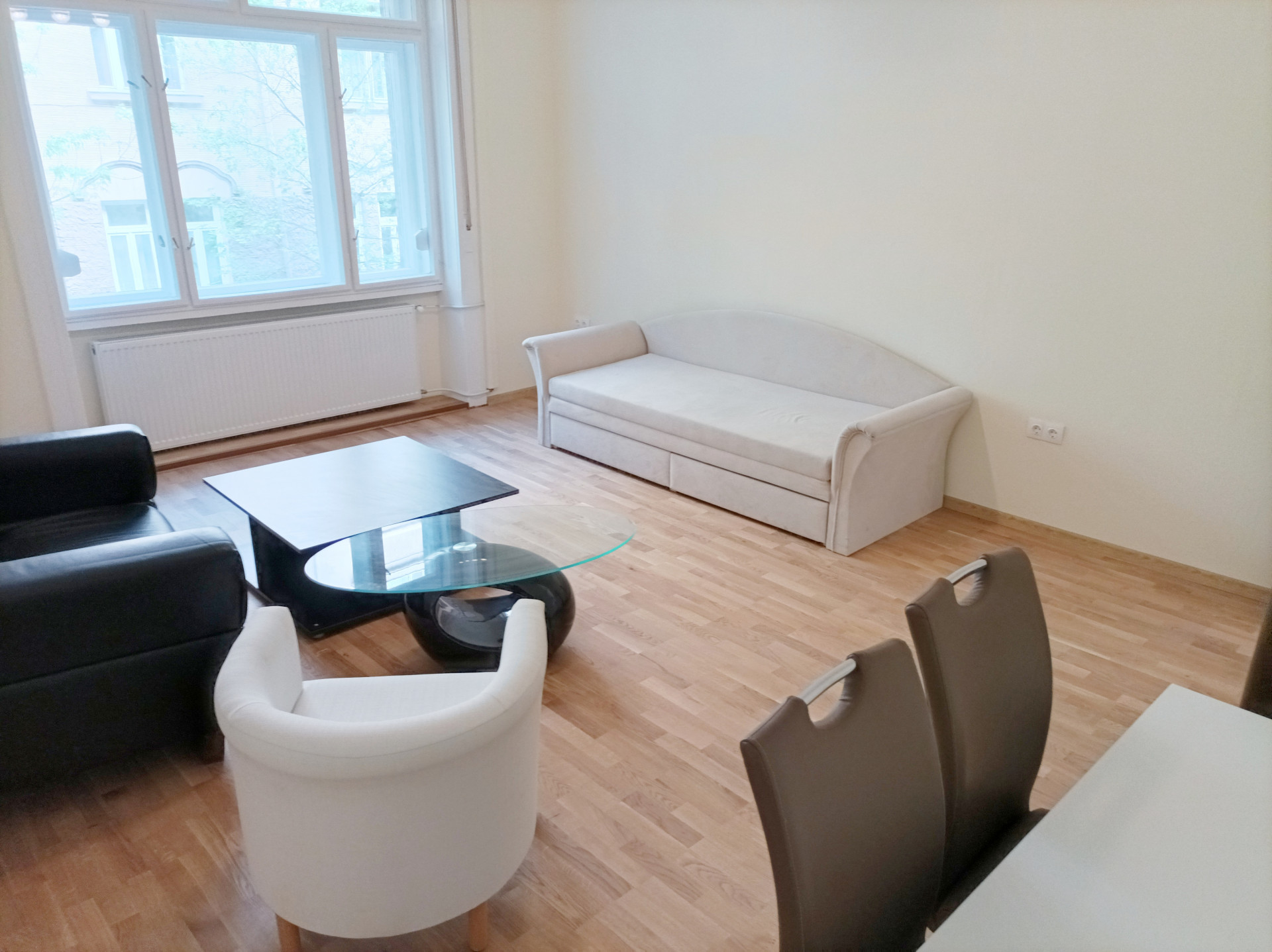 Budapest Eladó  Lakás  Budapest Eladó  Lakás  