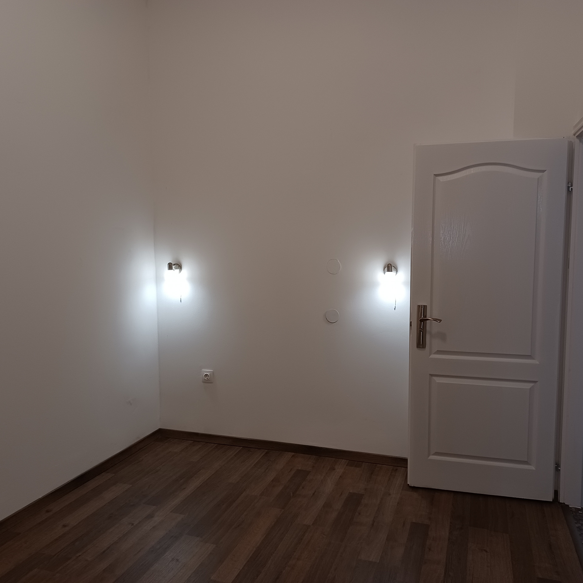 Budapest Eladó  Lakás  Budapest Eladó  Lakás  